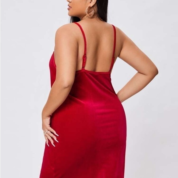 ♥️Shein Curve,1X Plus, Wrap Hem Glitter Cami Dress, Excellent Condition, FIRE!!! - Picture 6 of 15